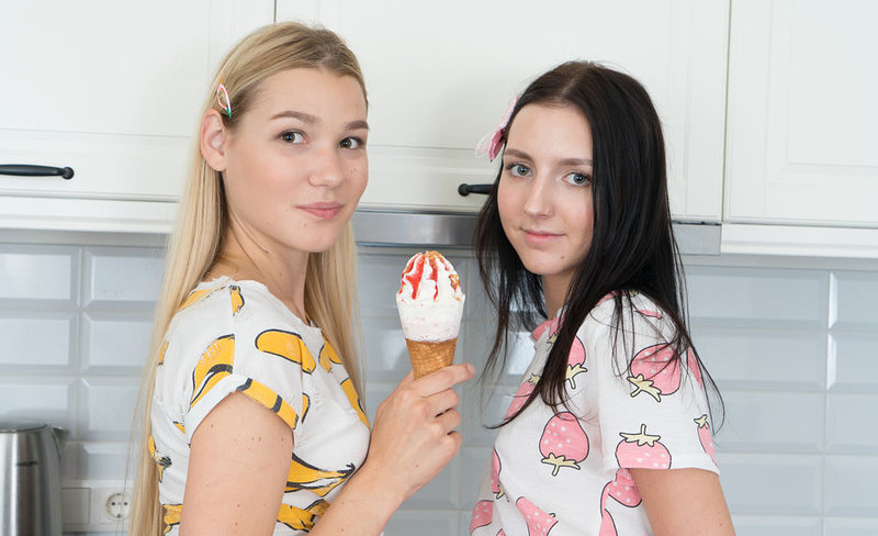 Зоя, 23 года, 0 размер груди